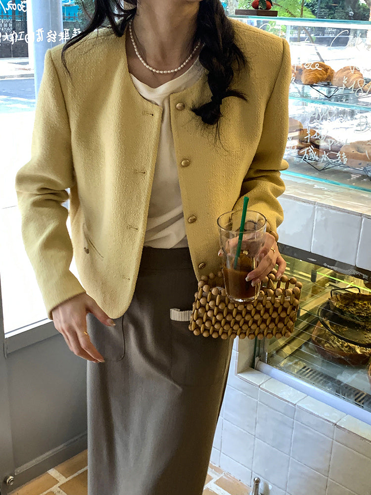 Autumn New Style Small Fragrant Style Short Milk Yellow Gold Button Shoulder Pad Suit Jacket